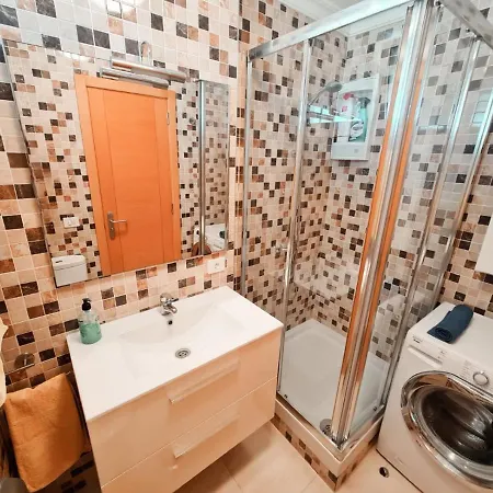 Διαμέρισμα Aura *